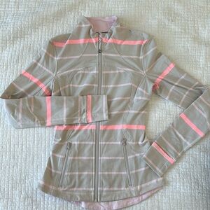 SOLD - Lululemon Define Jacket Size 4 beige/grey & pinks